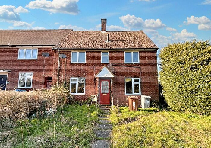 3 Bedroom End Of Terrace House For Sale In Dialmead, Ridge, Potters Bar, Hertfordshire, EN6