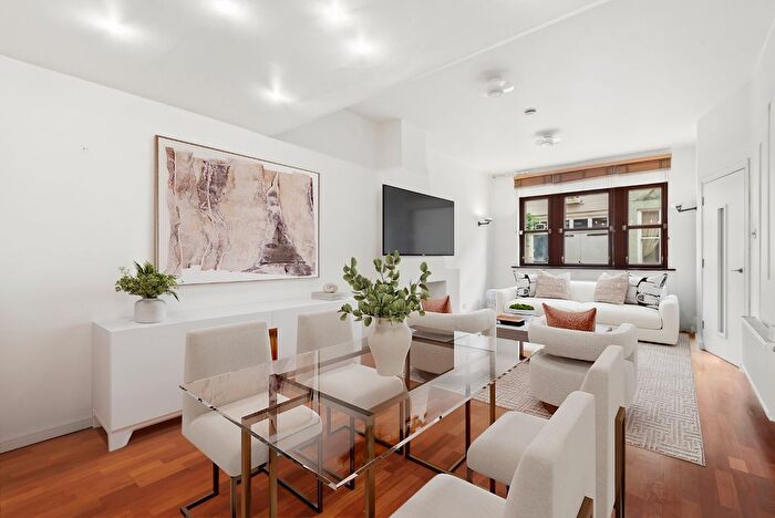 3 Bedroom Mews To Rent In Manson Mews, South Kensington, SW7