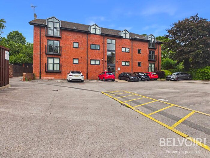 2 Bedroom Flat For Sale In Limelock Court, Stone, ST15