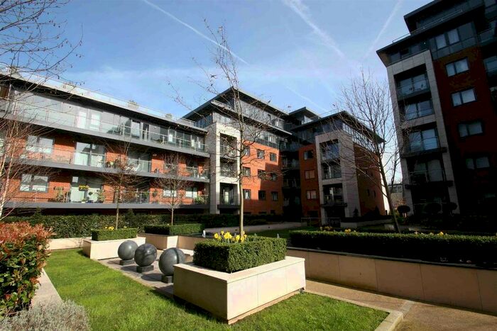 2 Bedroom Flat To Rent In Chartfield Avenue, London, SW15