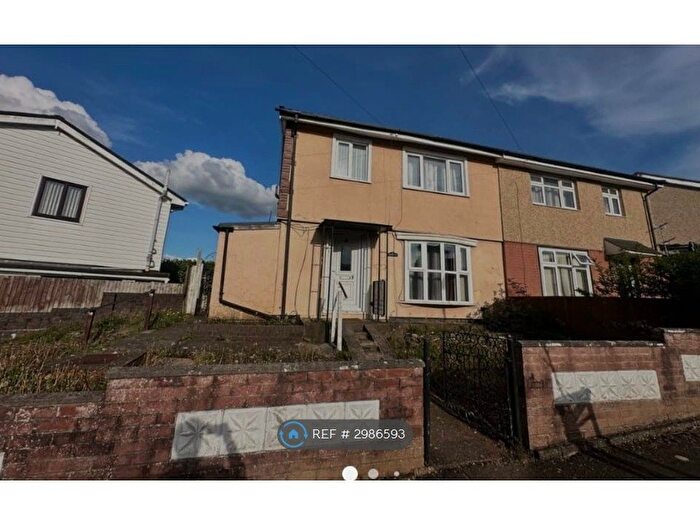 3 Bedroom Semi Detached House To Rent In Greenhill Road, Rugby, CV22