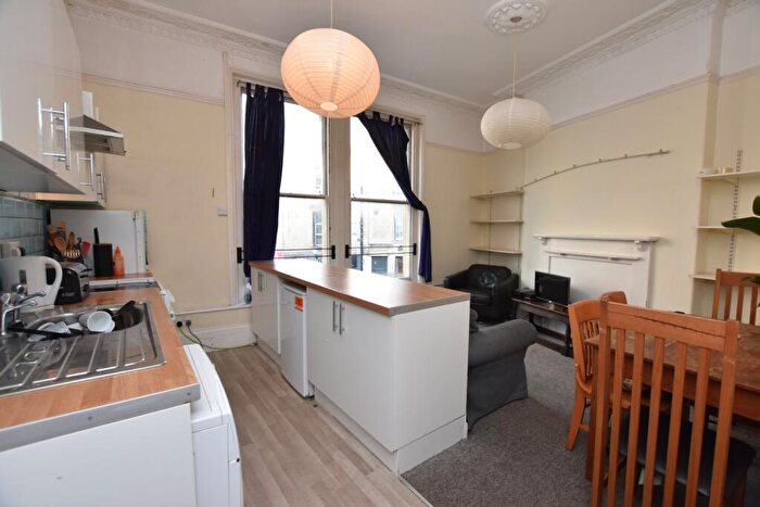 4 Bedroom Terraced House To Rent In Byron Place, Clifton, Bristol, BS8