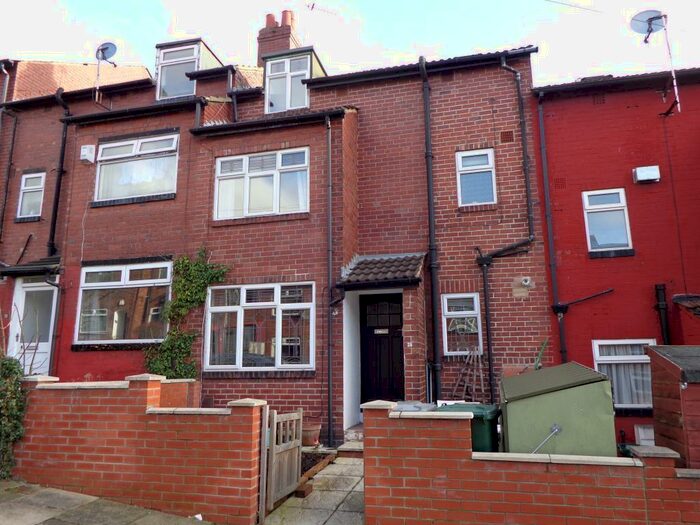 3 Bedroom Terraced House To Rent In Norman View, Kirkstall, Leeds, West Yorkshire, LS5