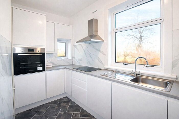 2 Bedroom Flat To Rent In Morison Gardens, South Queensferry, EH30