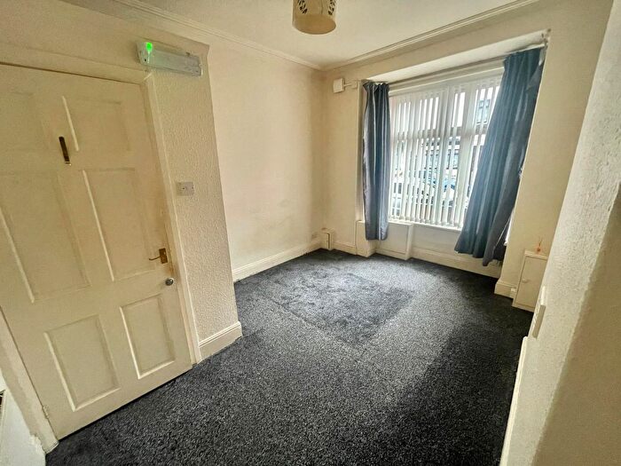 1 Bedroom Flat To Rent In Watt Road, Erdington, Birmingham, B23