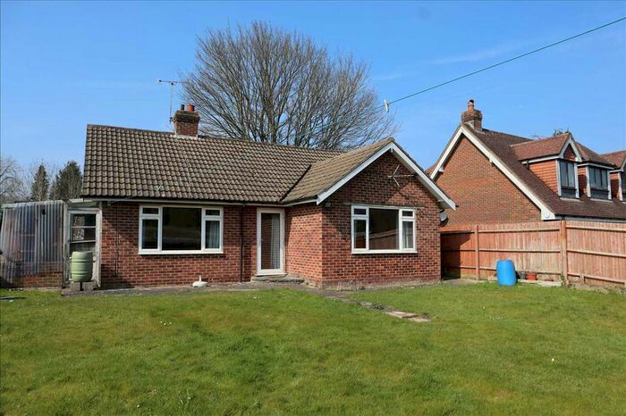 3 Bedroom Detached House To Rent In Brighton Road, Hooley, Coulsdon, CR5