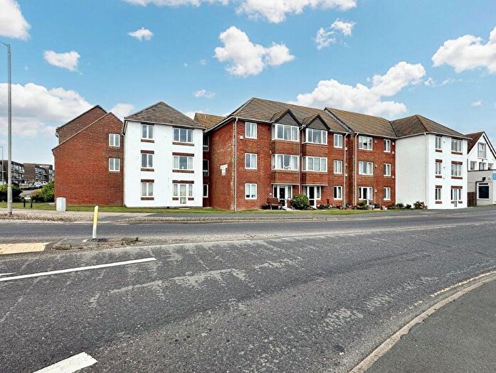 1 Bedroom Retirement Property For Sale In Homecoast House, Cavell Avenue, Peacehaven, BN10