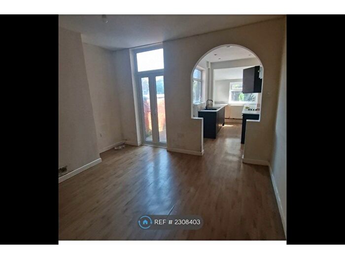 2 Bedroom Terraced House To Rent In Edleston Road, Crewe, CW2