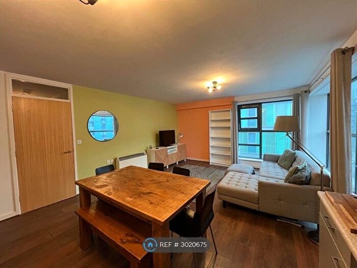 2 Bedroom Flat To Rent In Peter Heathfield Hse, London, E15