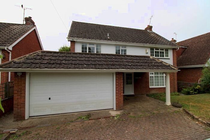 4 Bedroom Detached House To Rent In Langham Road, Robertsbridge, TN32