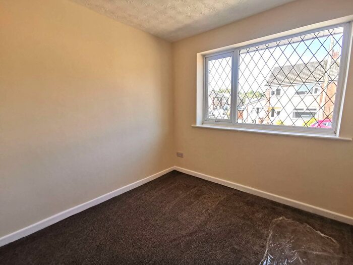 2 Bedroom Semi-Detached Bungalow For Sale In Hoghton Road Leyand, Leyland, PR25