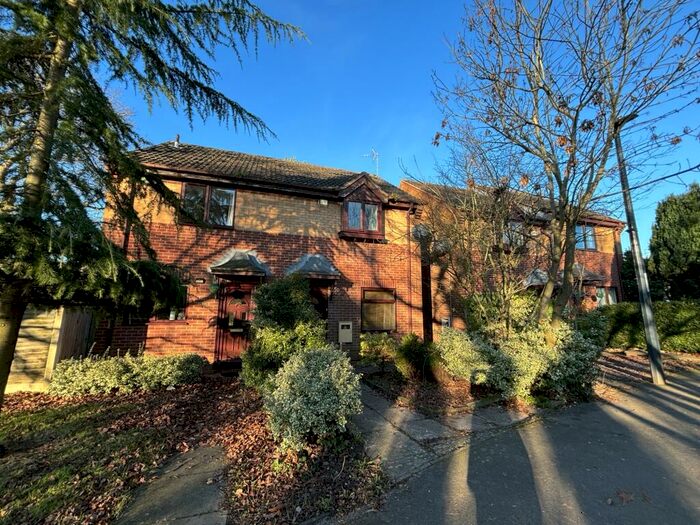 2 Bedroom Semi-Detached House To Rent In Smalley Drive, Oakwood, DE21