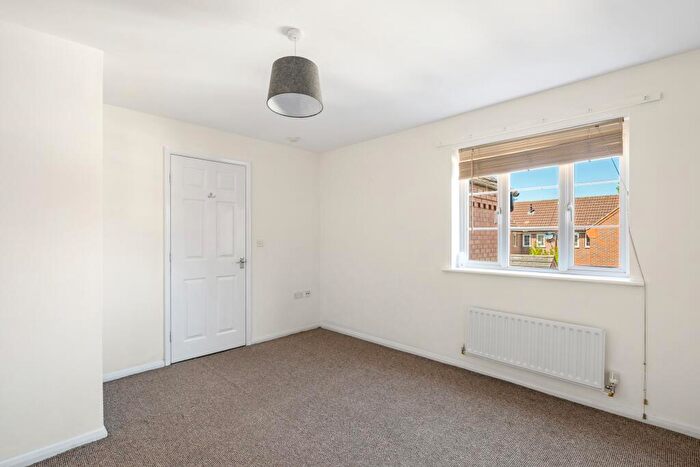 4 Bedroom Semi-Detached House To Rent In Exley Square, Lincoln, Lincoln, LN2
