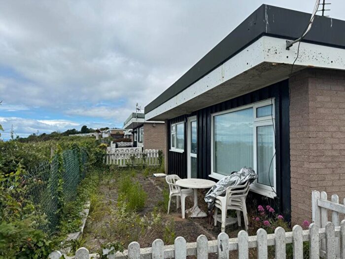 2 Bedroom Chalet For Sale In Fort Road, Lavernock, CF64