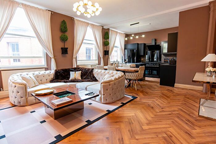 3 Bedroom Flat For Sale In Plumptre Place, Nottingham, NG1