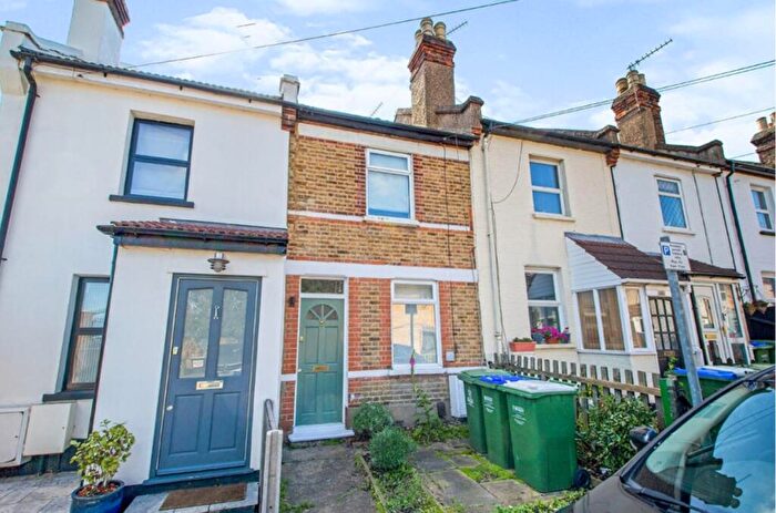 2 Bedroom Terraced House To Rent In Ducketts Road Dartford, DA1