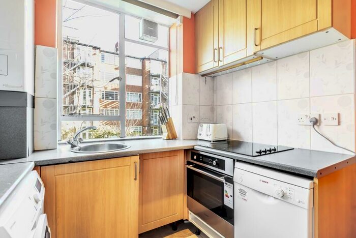2 Bedroom Apartment To Rent In Charlbert Street London, NW8