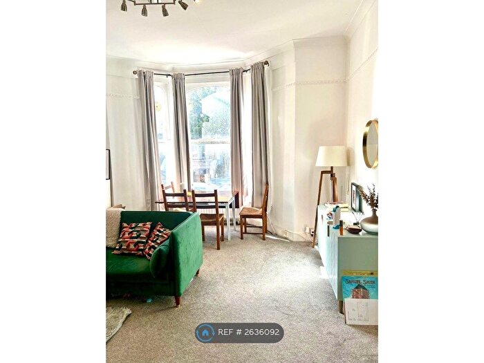 1 Bedroom Flat To Rent In Ferndale Road, London, SW4