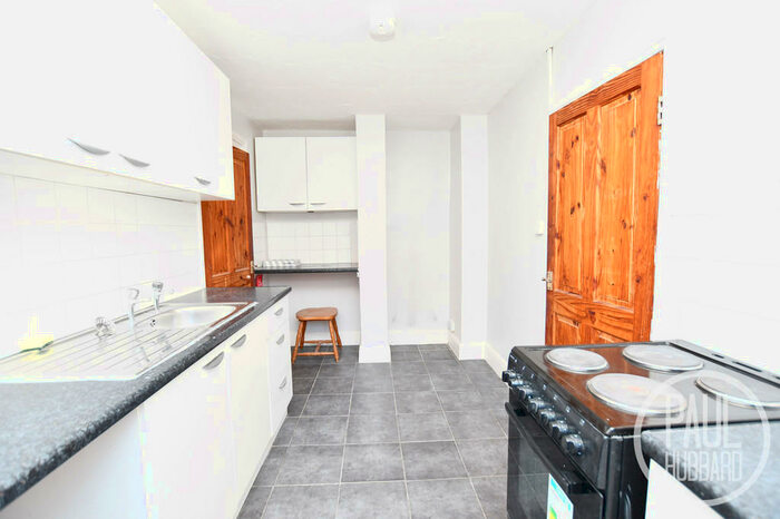 2 Bedroom Maisonette To Rent In London Road South, Lowestoft, NR33