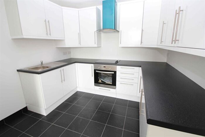 2 Bedroom Apartment To Rent In London Road, Lowfield Heath, RH10