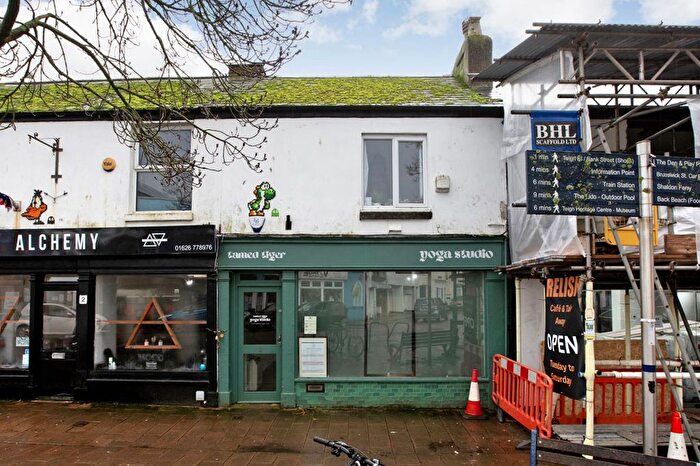 2 Bedroom Property For Sale In Northumberland Place, Teignmouth, TQ14