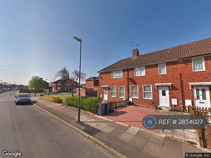 2 Bedroom Flat To Rent In Kenton, Harrow, HA3