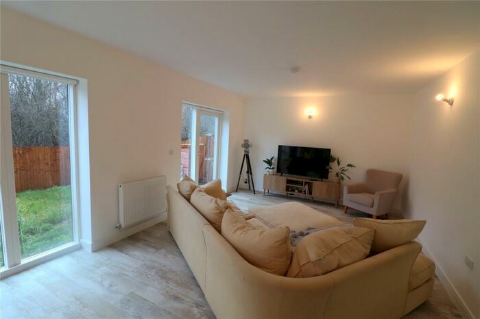 4 Bedroom Detached House To Rent In Spinney Way, Westhoughton, Bolton, Greater Manchester, BL5