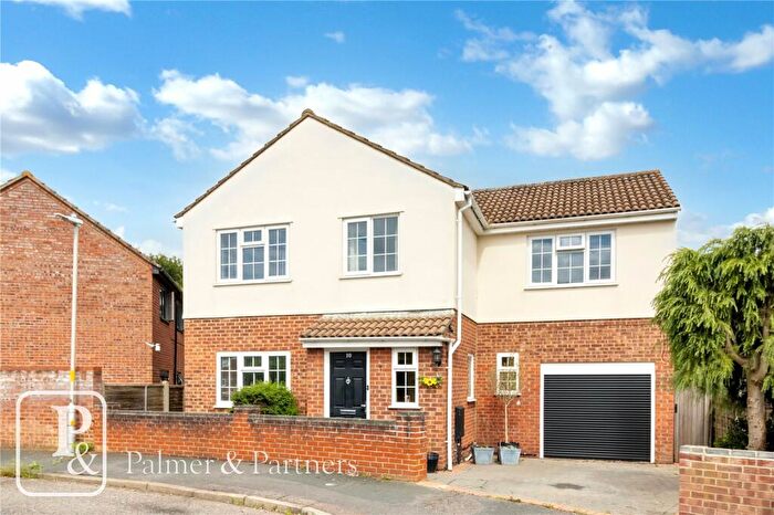 4 Bedroom Detached House For Sale In Green Acres Road, Layer-de-la-Haye, Colchester, Essex, CO2