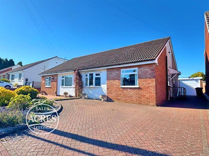 2 Bedroom Semi-Detached Bungalow For Sale In Beechcroft Crescent, Streetly, Sutton Coldfield, B74