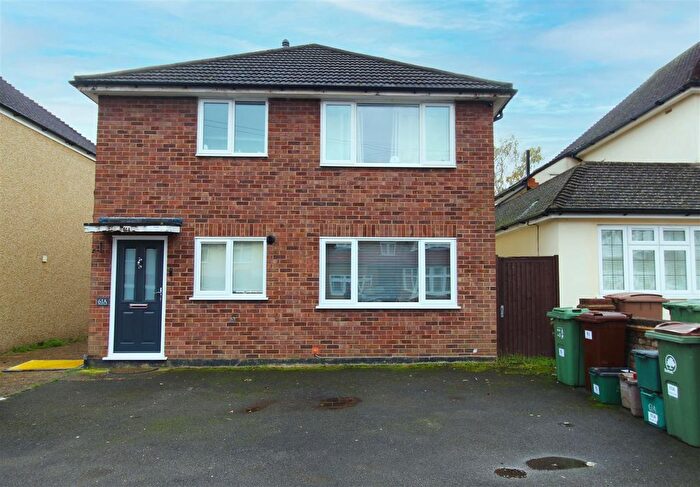 2 Bedroom Maisonette To Rent In Hilldale Road, Cheam, Sutton, SM1