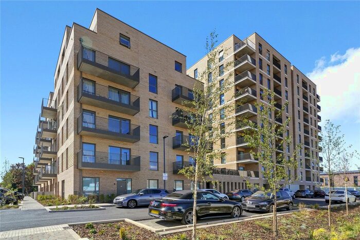 2 Bedroom Flat To Rent In Penrose Apartments, Hargrave Drive, Harrow, HA1