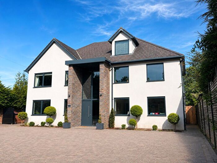 5 Bedroom Detached House For Sale In Old Compton Lane, Farnham, Surrey, GU9