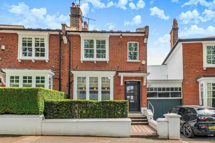 2 Bedroom Flat To Rent In North Road, Highgate, N6