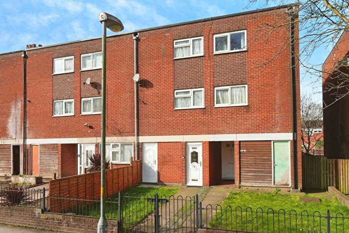 3 Bedroom Terraced House For Sale In Monument Road, Birmingham, B16