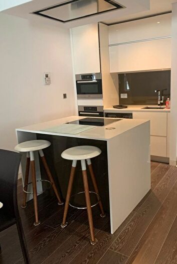 2 Bedroom Flat To Rent In Strand, London, WC2R