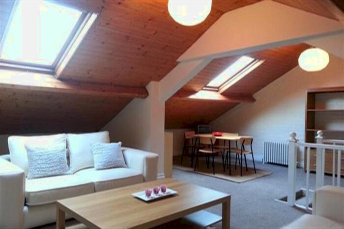 2 Bedroom Flat To Rent In Brentwood Avenue, Jesmond, Newcastle Upon Tyne, NE2