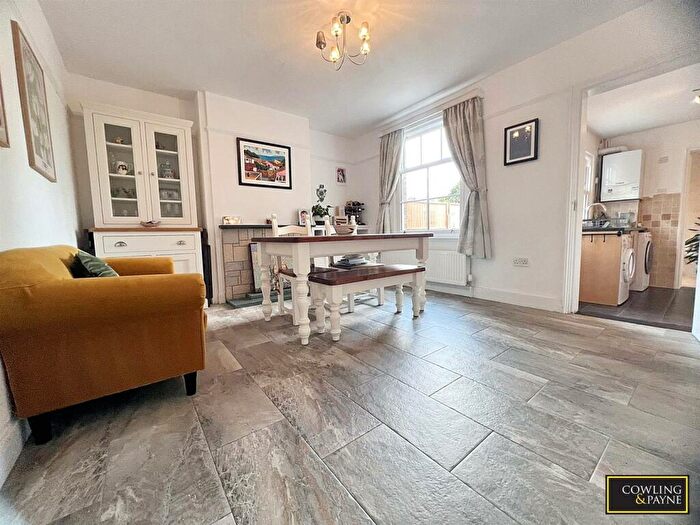 3 Bedroom End Of Terrace House For Sale In Station Avenue, Wickford, SS11
