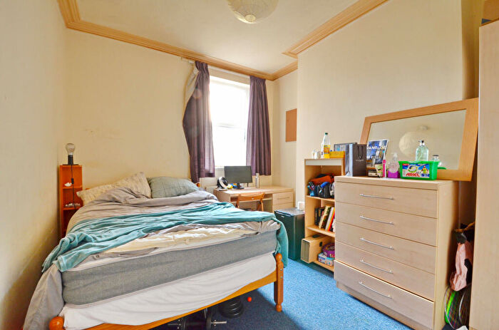 1 Bedroom Terraced House To Rent In Kennington Avenue, Bishopston, Bristol, BS7
