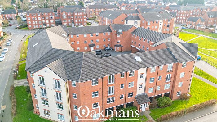 2 Bedroom Flat For Sale In Wharf Lane, Solihull, West Midlands, B91