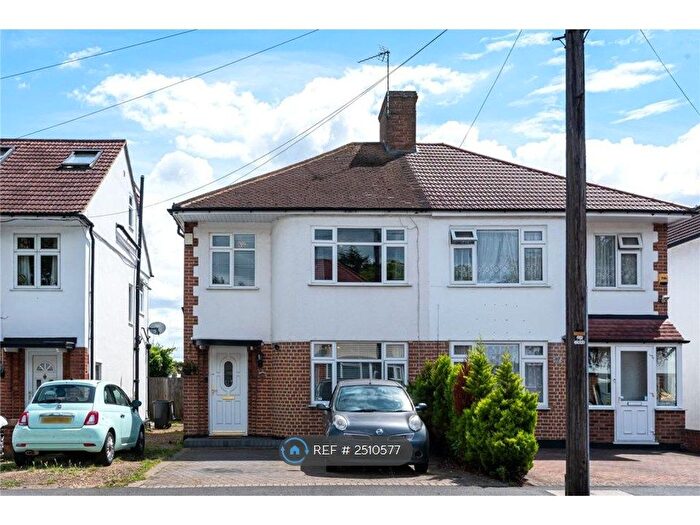3 Bedroom Semi-Detached House To Rent In Long Drive, Ruislip, HA4