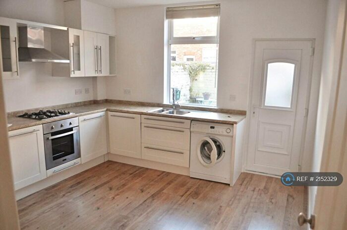 2 Bedroom Terraced House To Rent In Lichfield Avenue, Stockport, SK5