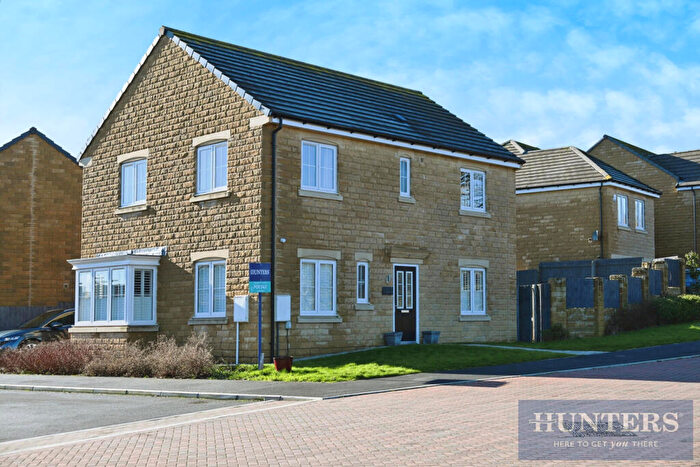 4 Bedroom Detached House For Sale In Priestley Crescent, Bradford, BD10