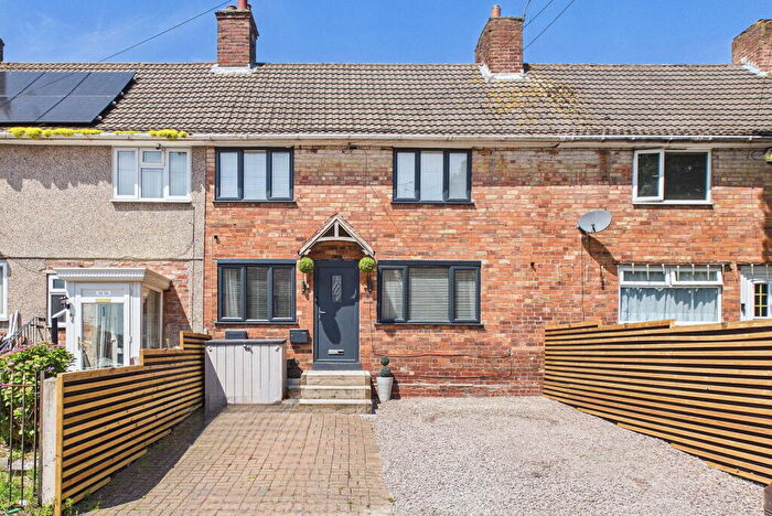 3 Bedroom Terraced House For Sale In Third Avenue, Rainworth, Mansfield, NG21