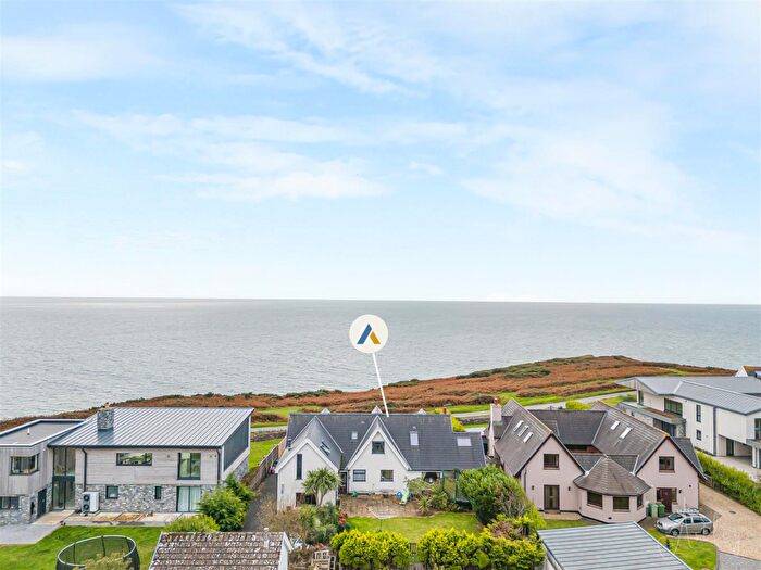 5 Bedroom Detached House For Sale In East Cliff, Pennard, Swansea, SA3