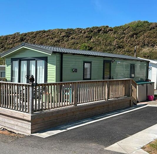 2 Bedroom Park Home For Sale In Murray Villas, Heugh Road, Portpatrick, Stranraer, DG9