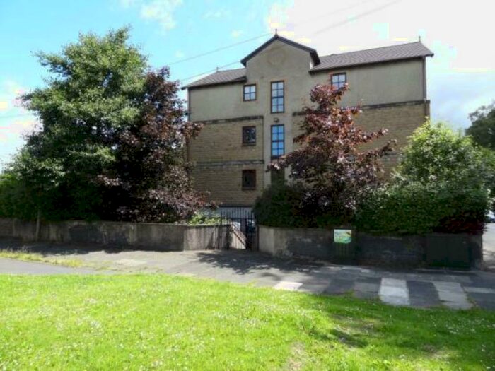 2 Bedroom Flat To Rent In Bridge Road, Lancaster, LA1