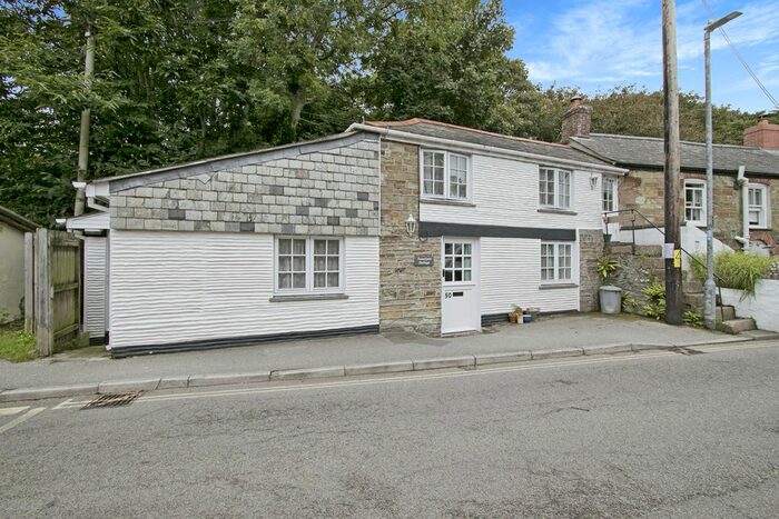 2 Bedroom Cottage To Rent In Vicarage Road, St. Agnes, TR5