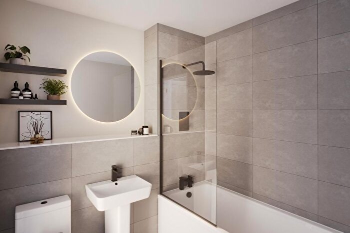 1 Bedroom Flat For Sale In Dinton Street, Cornbrook, Manchester, M15