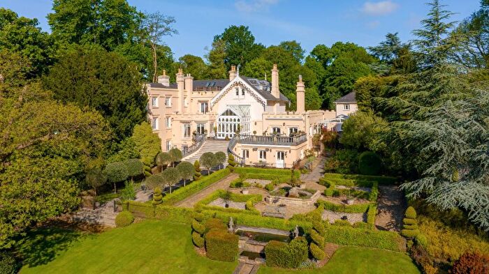6 Bedroom Detached House For Sale In Highwood Hill, London, NW7