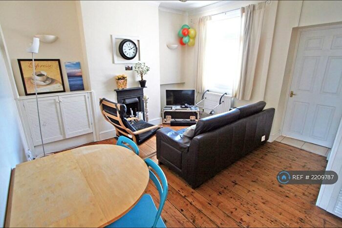 4 Bedroom Terraced House To Rent In Harriet Street, Cardiff, CF24